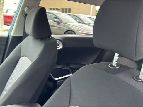 Used 2024 Kia Soul S FWD image 24