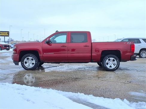Used 2018 Chevrolet Silverado 1500 LT w/ All Star Edition image 3