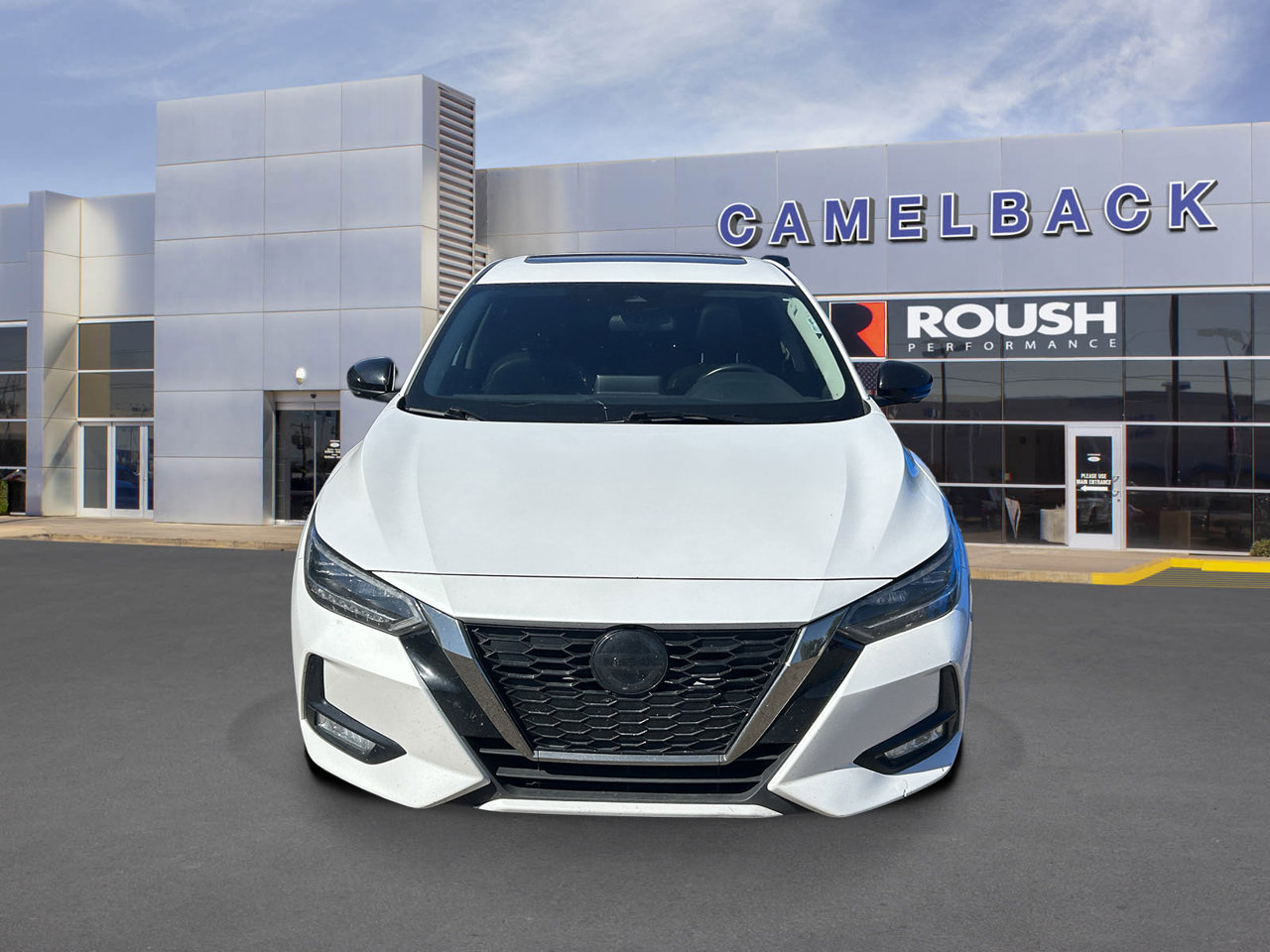 Used 2022 Nissan Sentra SR w/ SR Premium Package FWD image 3