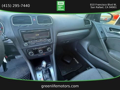 Used 2013 Volkswagen Golf 4-Door FWD image 15