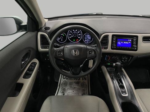Used 2020 Honda HR-V LX image 13