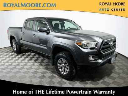 Used 2016 Toyota Tacoma SR5 w/ SR5 Appearance Package (SN)