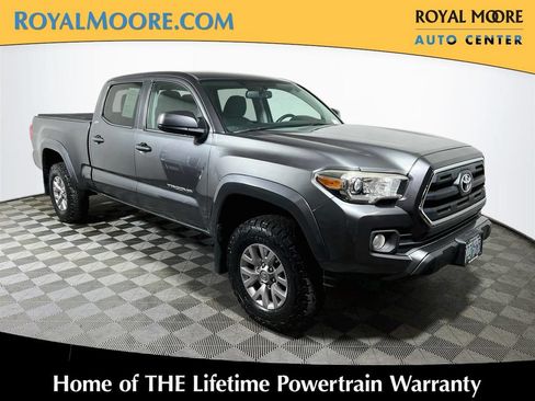 Used 2016 Toyota Tacoma SR5 w/ SR5 Appearance Package (SN) RWD image 1