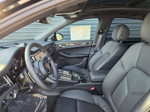 New 2026 Porsche Macan AWD/4WD image 26