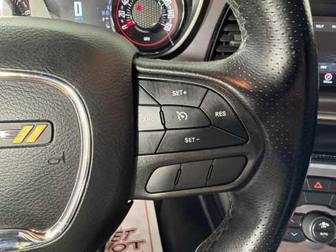 Used 2022 Dodge Challenger SXT w/ Blacktop Package RWD image 15