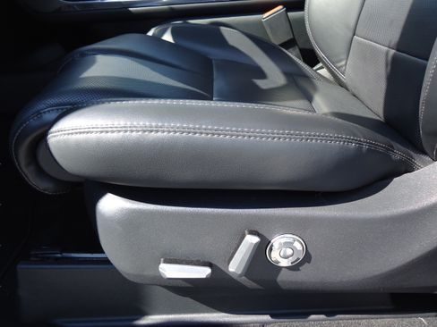 Used 2025 Lincoln Navigator L Reserve AWD/4WD image 22