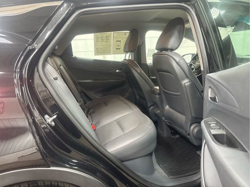 Used 2020 Chevrolet Bolt Premier w/ Infotainment Package image 23