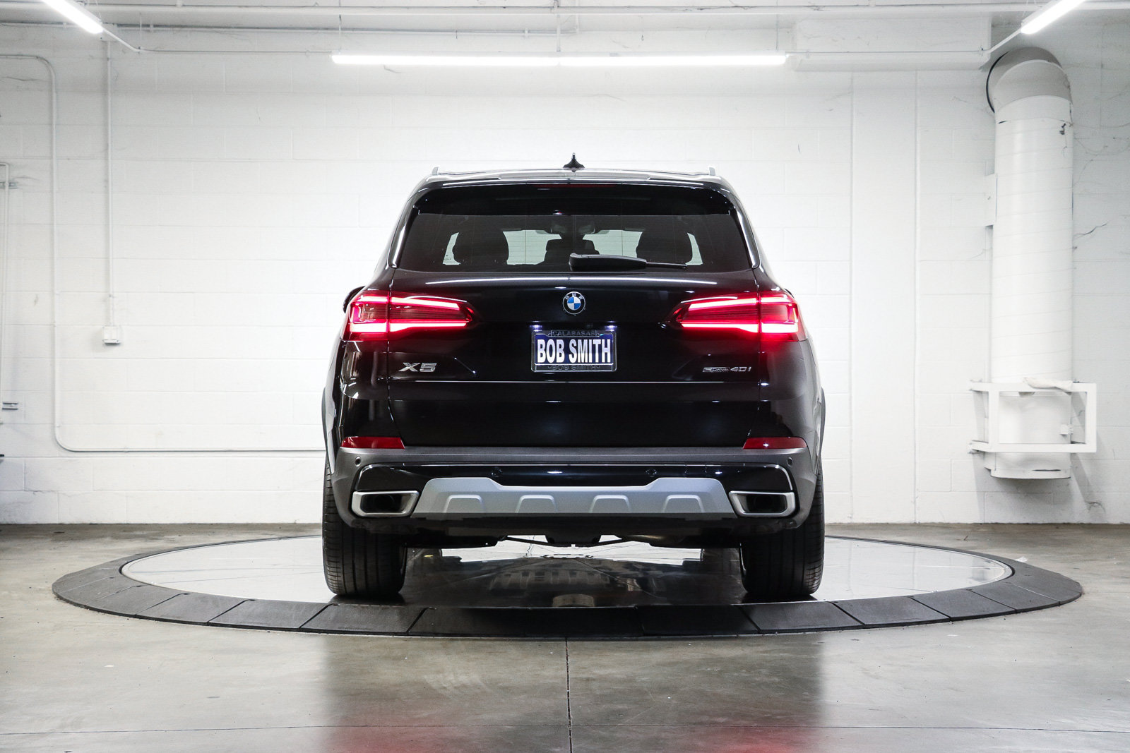 Certified 2023 BMW X5 sDrive40i w/ Executive Package RWD image 5