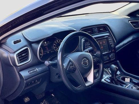 Used 2020 Nissan Maxima Platinum w/ Sport Mat Group FWD image 9