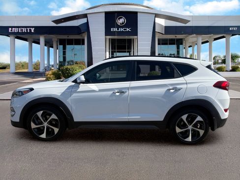 Used 2016 Hyundai Tucson Limited w/ Option Group 03 FWD image 7