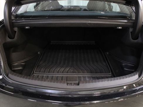 Used 2020 Acura TLX FWD image 33