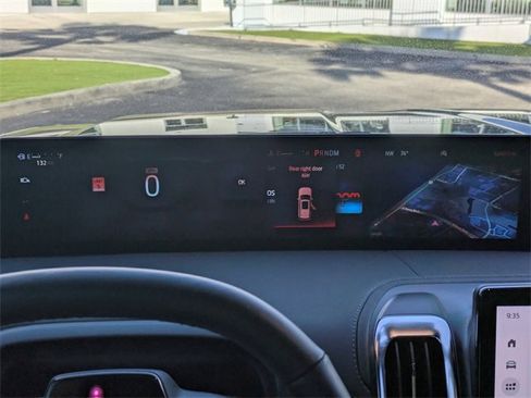 Used 2025 Ford Expedition Max Platinum w/ Stealth Performance Package image 33