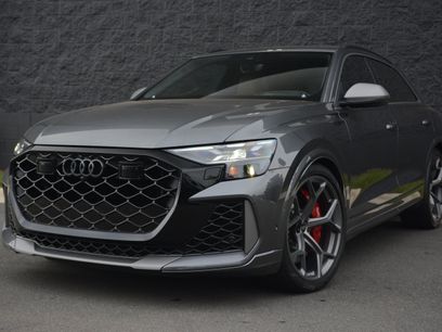 Used 2025 Audi RS Q8 performance
