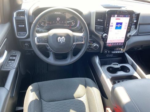Used 2025 RAM 1500 Big Horn AWD/4WD image 21