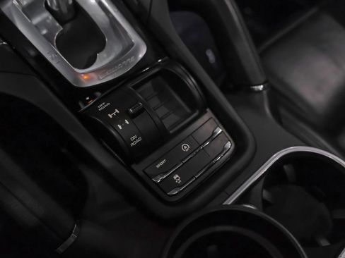 Used 2018 Porsche Cayenne AWD/4WD image 21