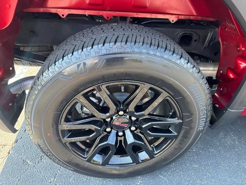 Used 2024 GMC Sierra 1500 Elevation AWD/4WD image 11