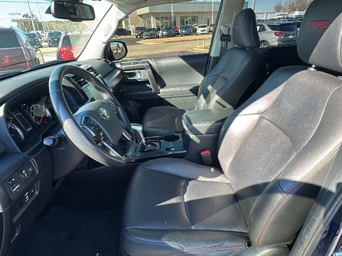 Used 2023 Toyota 4Runner TRD Off-Road Premium image 9