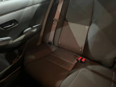 Used 2025 Nissan Sentra SV FWD image 34