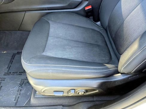 Used 2023 Jeep Grand Cherokee Laredo w/ Luxury Tech Group I image 18