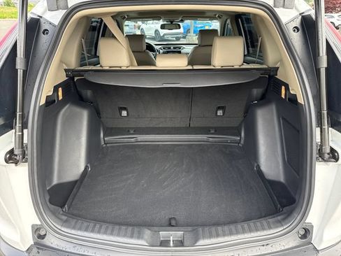 Used 2022 Honda CR-V Touring image 15