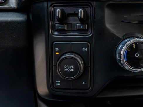 Used 2023 Ford F350 Lariat w/ Lariat Ultimate Package image 23