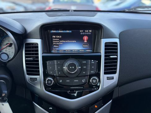 Used 2015 Chevrolet Cruze LT image 13