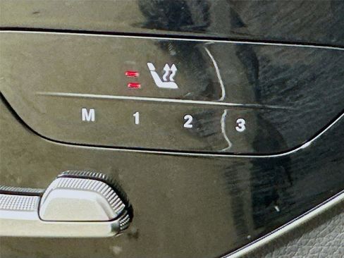 Used 2024 Mercedes-Benz C 300 C 300 image 25