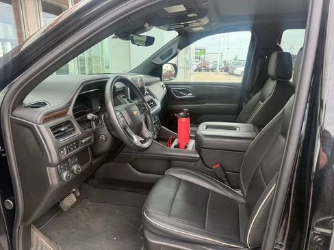 Used 2024 Chevrolet Tahoe Premier AWD/4WD image 8