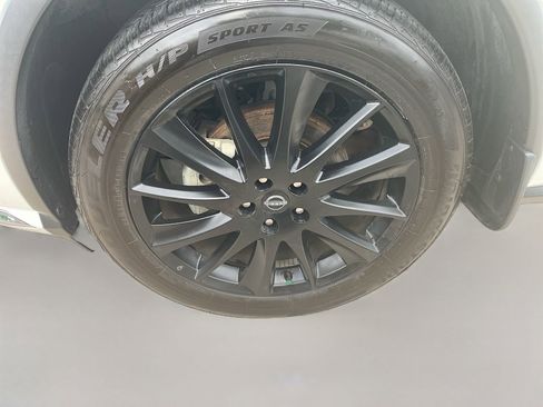 Used 2024 Nissan Murano SL FWD image 32