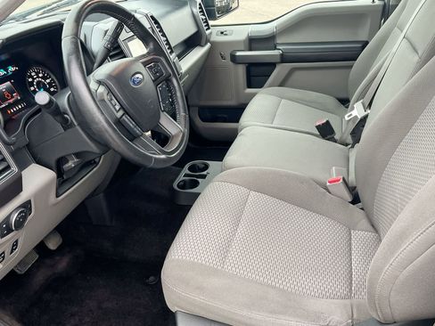 Used 2017 Ford F150 XLT w/ Equipment Group 302A Luxury image 10