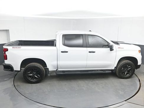 Used 2024 Chevrolet Silverado 1500 LT Trail Boss w/ Protection Package AWD/4WD image 37
