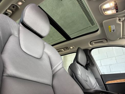 Certified 2024 Volvo XC90 T8 Plus w/ Protection Package Premier AWD/4WD image 22