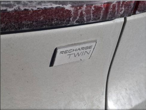 Used 2023 Volvo C40 P8 Recharge Plus image 10