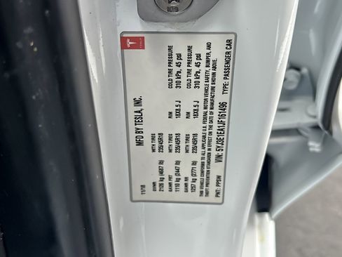 Used 2018 Tesla Model 3 Mid Range image 27