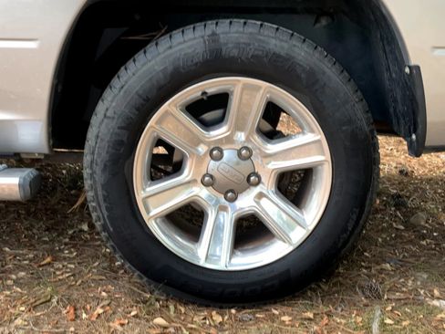Used 2018 RAM 1500 Lone Star AWD/4WD image 10