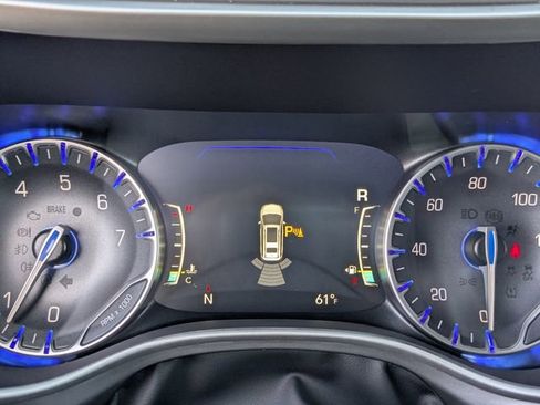 New 2026 Chrysler Pacifica Select image 25