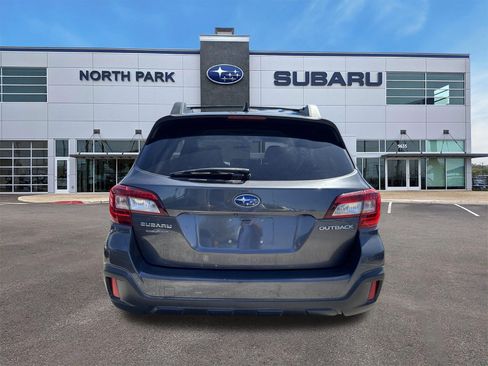 Used 2019 Subaru Outback 2.5i Premium image 4