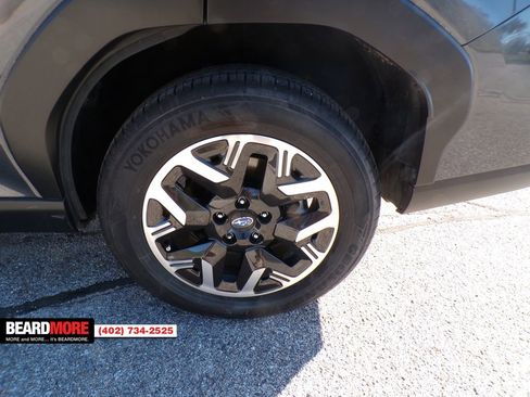 Used 2025 Subaru Forester Premium image 17