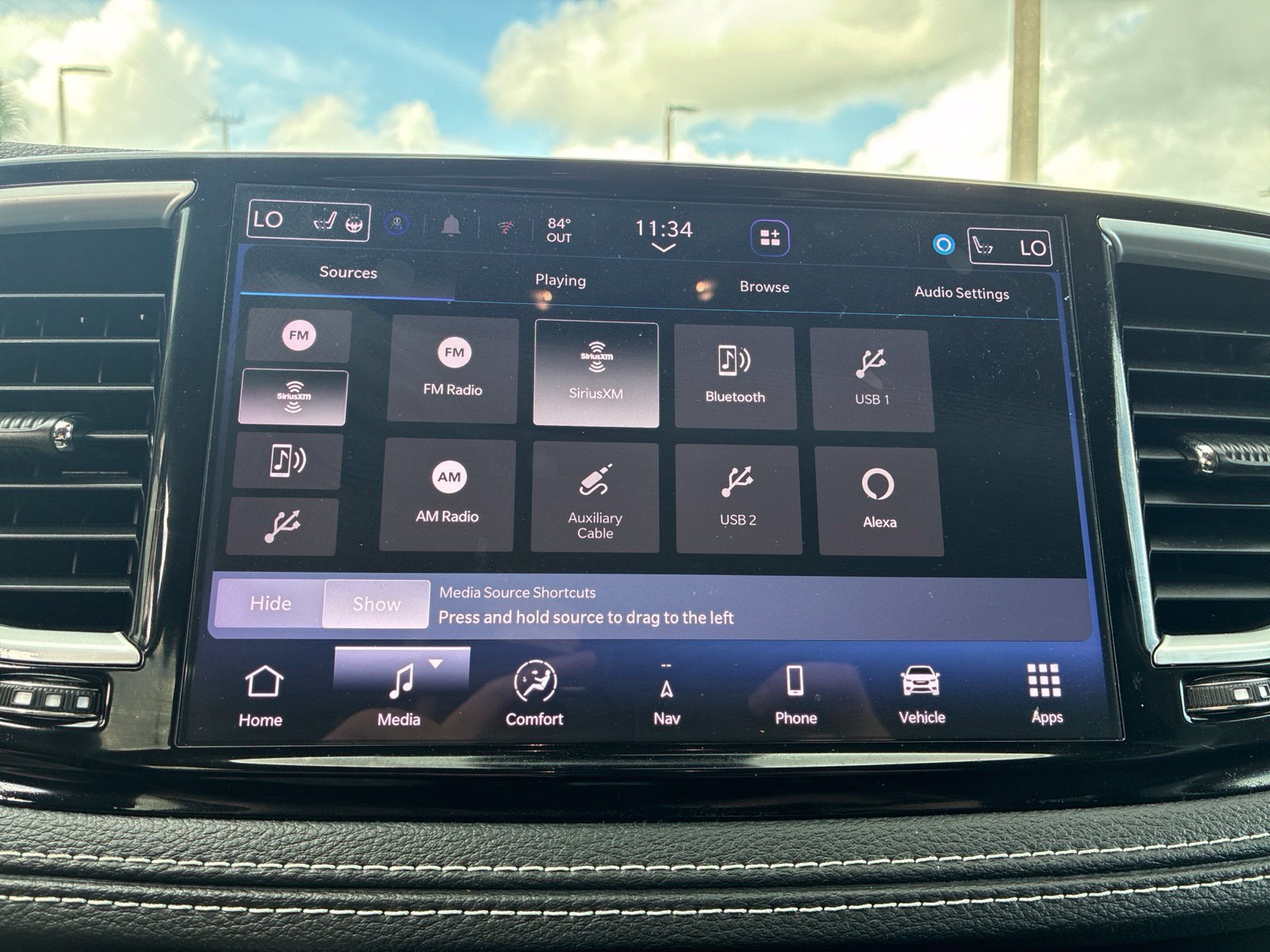 Certified 2023 Chrysler Pacifica Limited AWD/4WD image 17