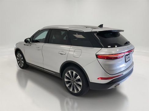 Used 2020 Lincoln Corsair Reserve w/ Equipment Group 201A image 3