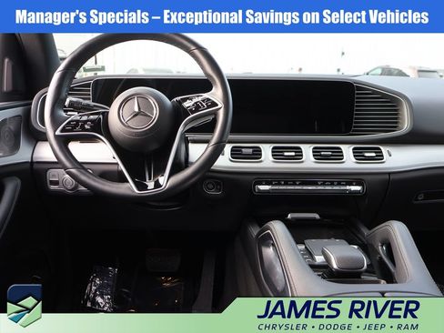 Used 2025 Mercedes-Benz GLE 350 4MATIC image 19