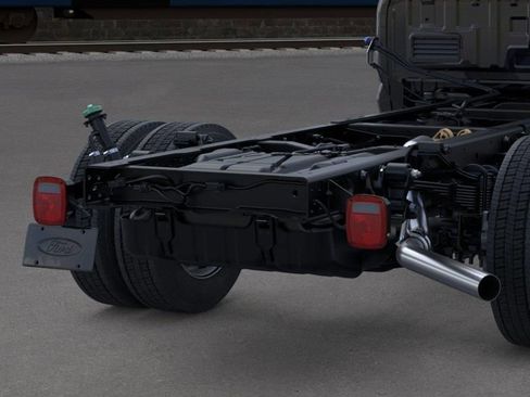 New 2026 Ford F550 2WD Crew Cab Super Duty image 21