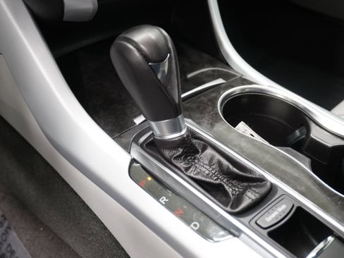 Used 2019 Acura TLX image 20