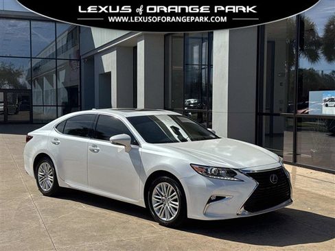 Used 2017 Lexus ES 350 w/ Premium Package image 1