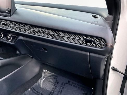 Used 2023 Honda HR-V Sport image 18