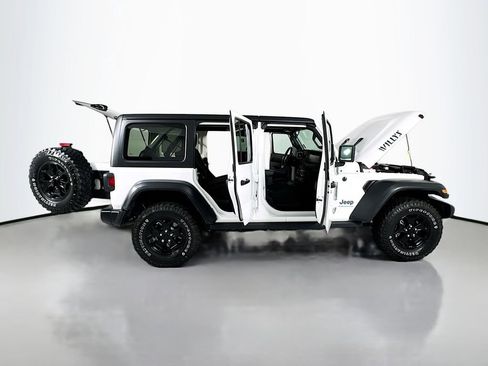 Used 2023 Jeep Wrangler Unlimited w/ Cold Weather Group AWD/4WD image 29