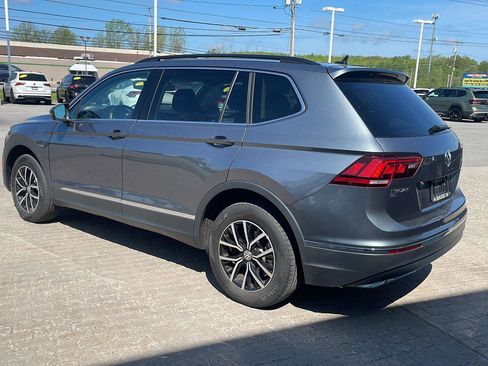 Used 2021 Volkswagen Tiguan SE AWD/4WD image 4