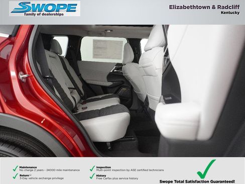 New 2025 Mitsubishi Outlander SE image 10