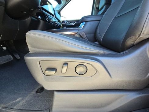 Used 2022 GMC Sierra 1500 SLT image 22