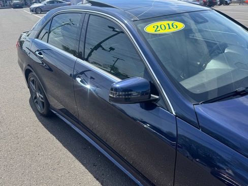 Used 2016 Mercedes-Benz E 350 4MATIC Sedan image 13